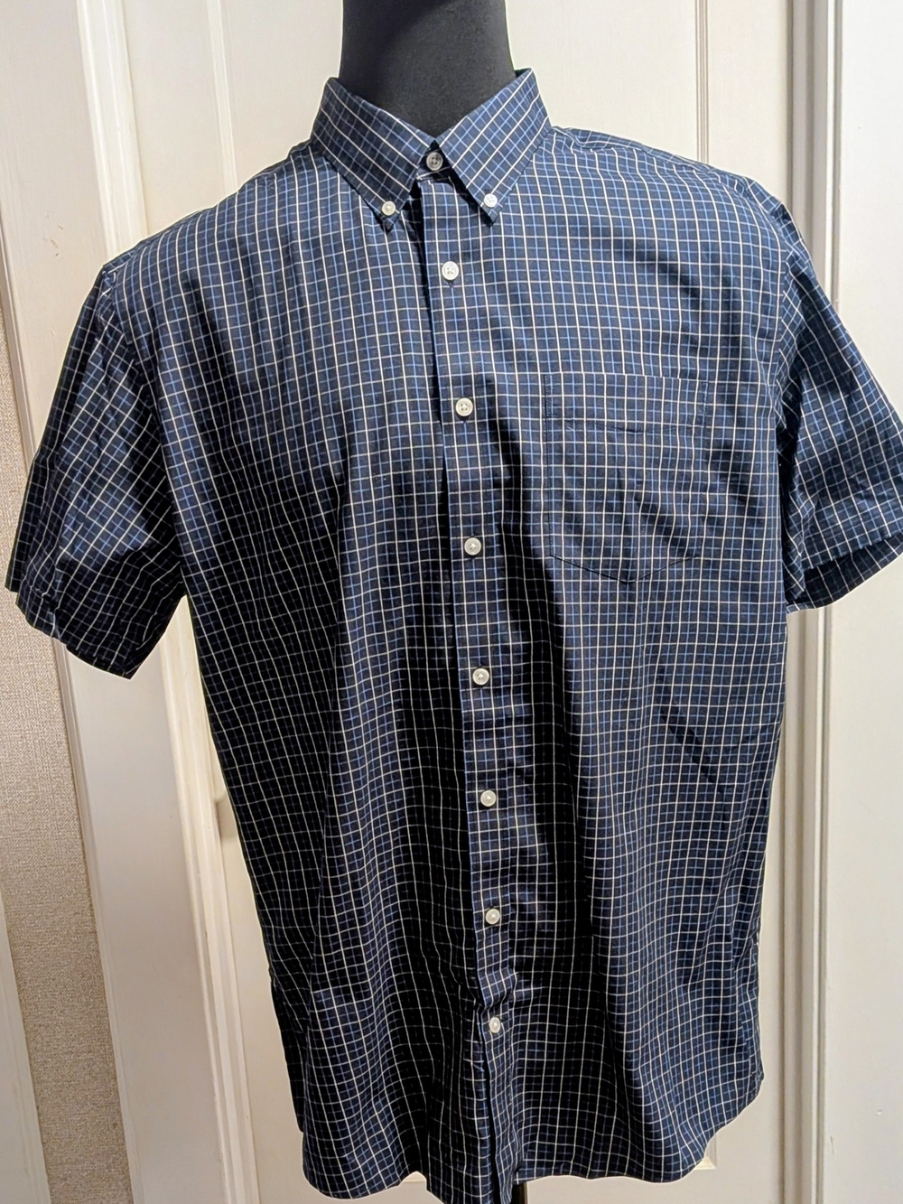Eddie Bauer Navy Plaid Short-Sleeve Button-Down Shirt